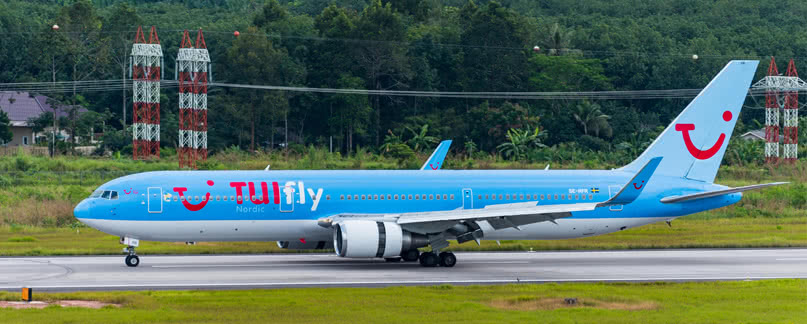 Tui Fly Fliegen Mit Baby Kind Kinder Kleinkind Baby Kind