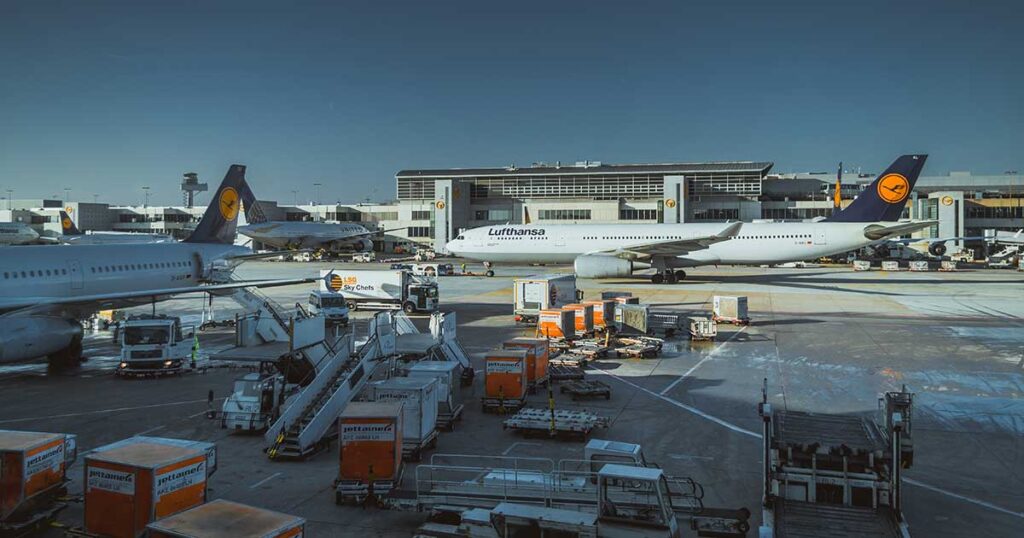 Sommerferien-Flugausfall-Flugverspätung